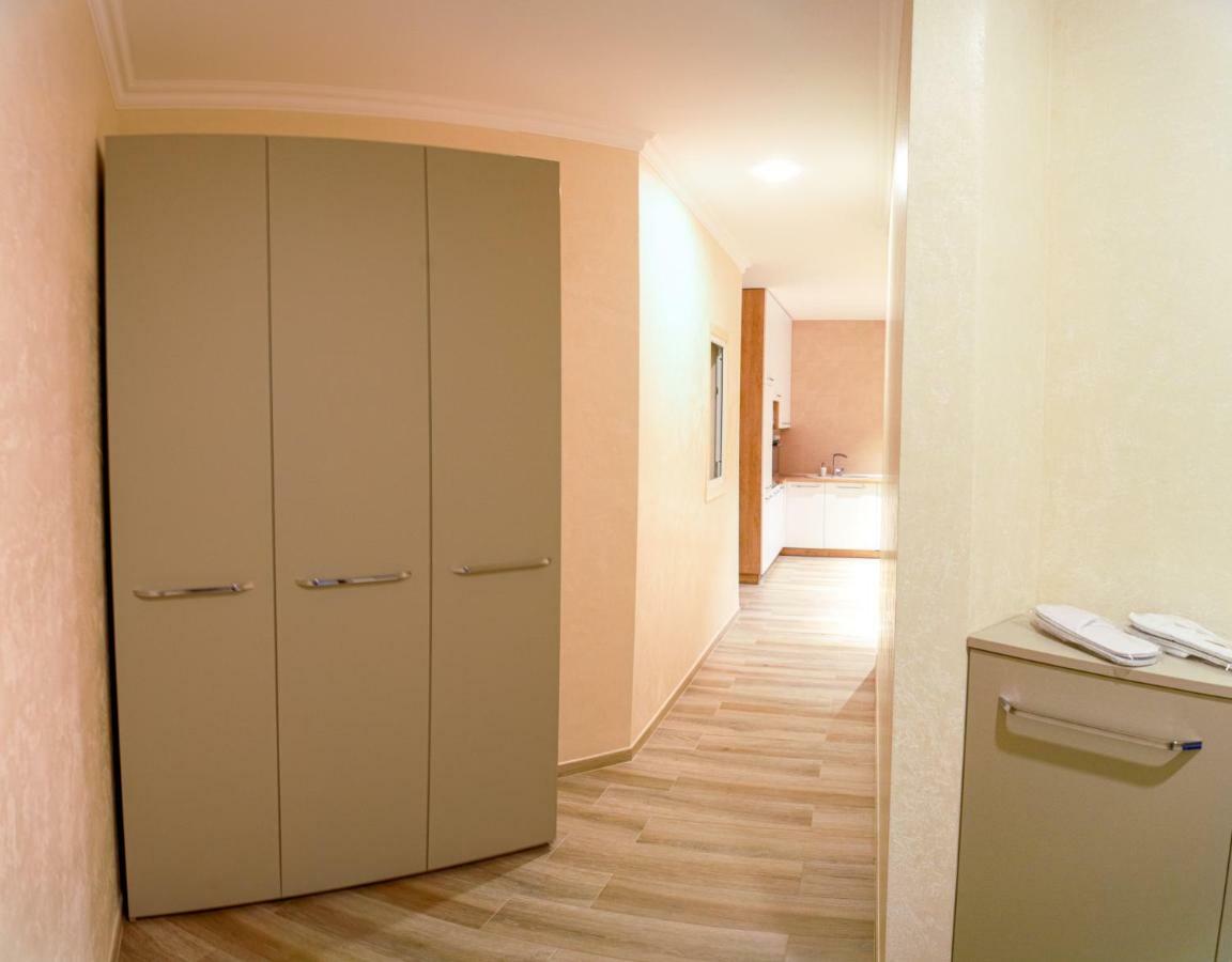 Apartments On Henuezskaya 5 Odesa Exterior photo